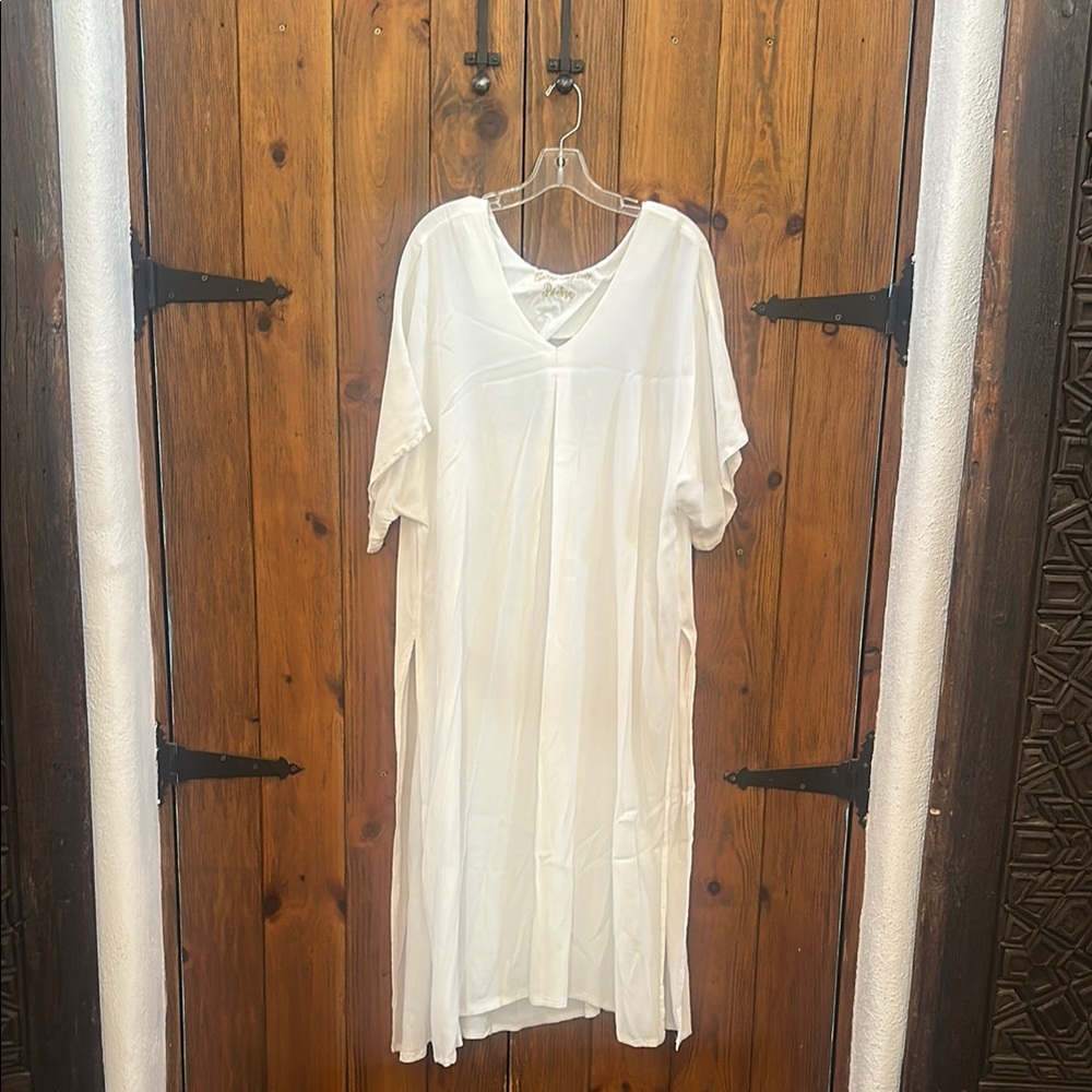 White V-Neck Maxi Dress